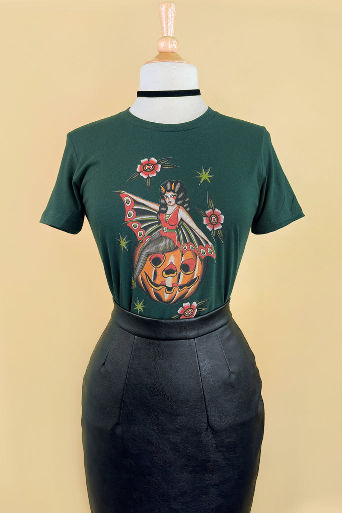 October Child Fitted Tee in Forest Green