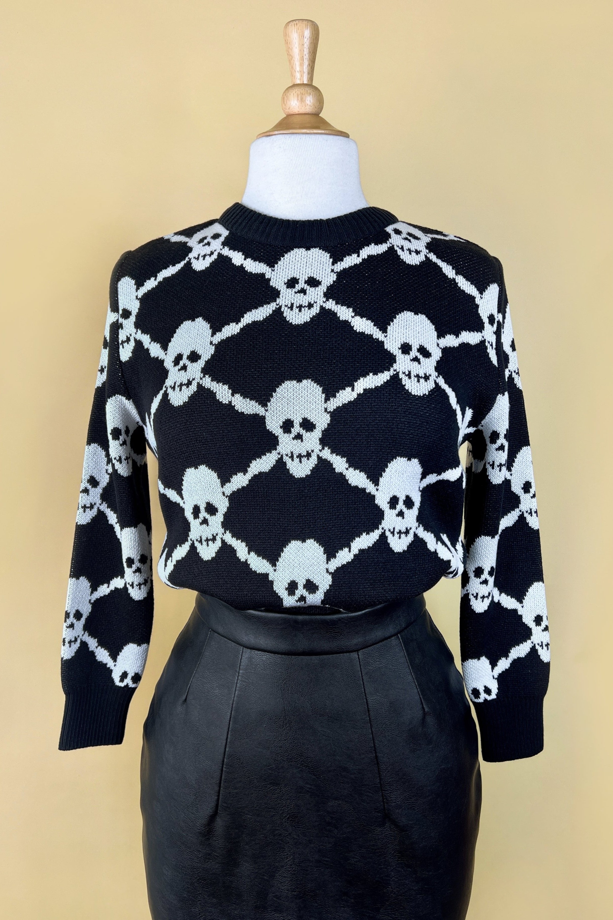 macmahon knitting mills Skull カウチン スカル 黒 macmahon knitting mills Skull カウチン スカル 黒 - メルカリ