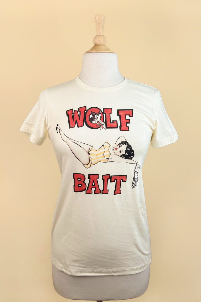 Wolf Bait Tee in Ivory